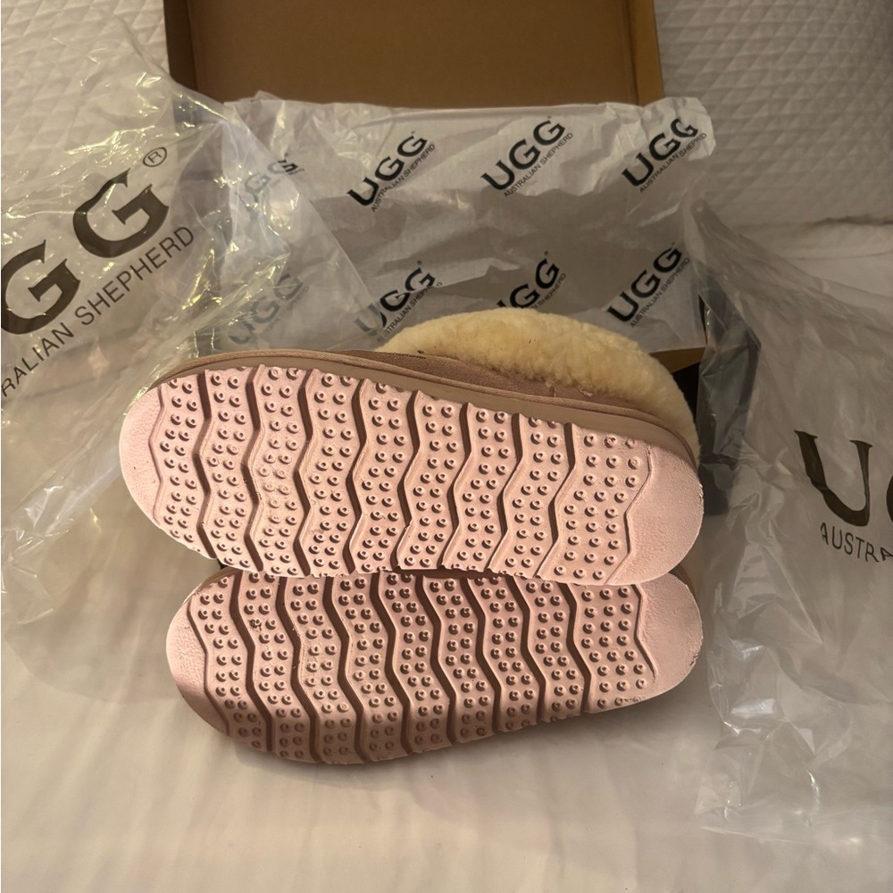UGG Pink Sheepskin Plush Collar Slip-On Slipper - Picture 16 of 17